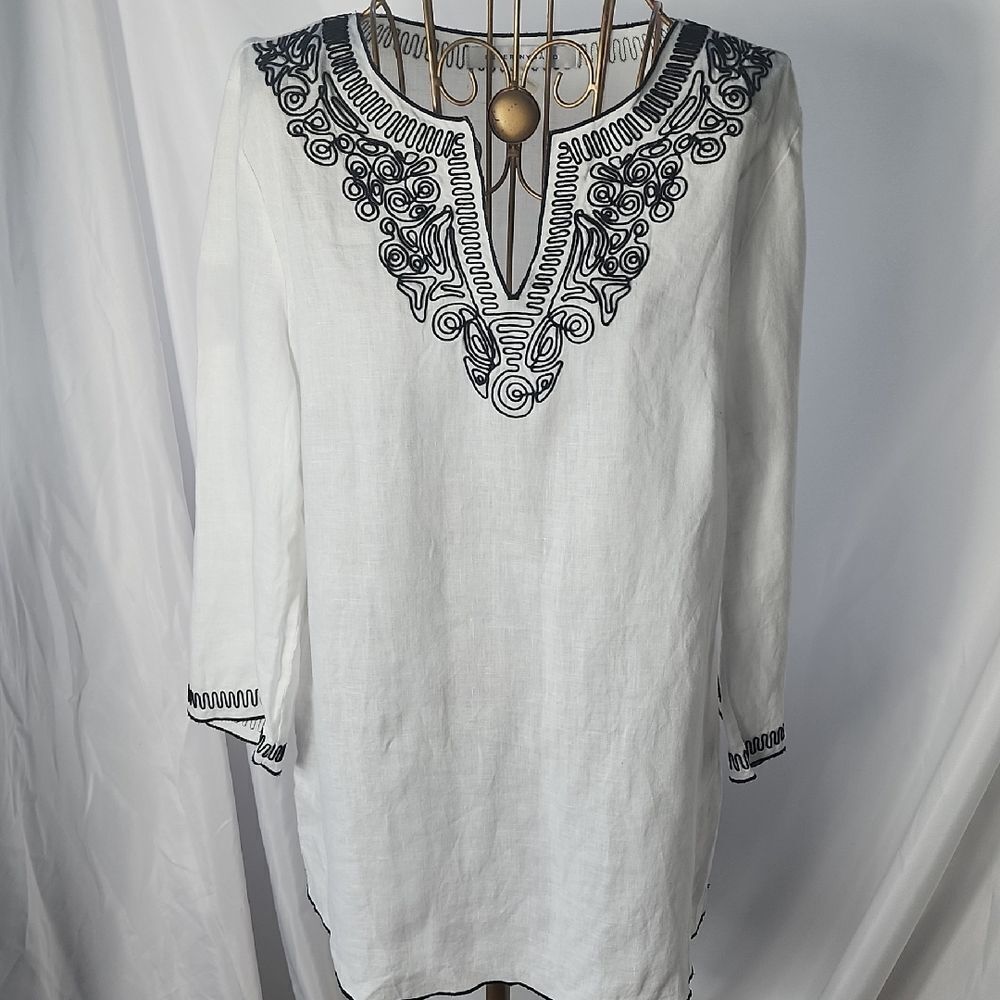 Linen White Tunic Size 6 With 3/4 Sleeves Black Piping